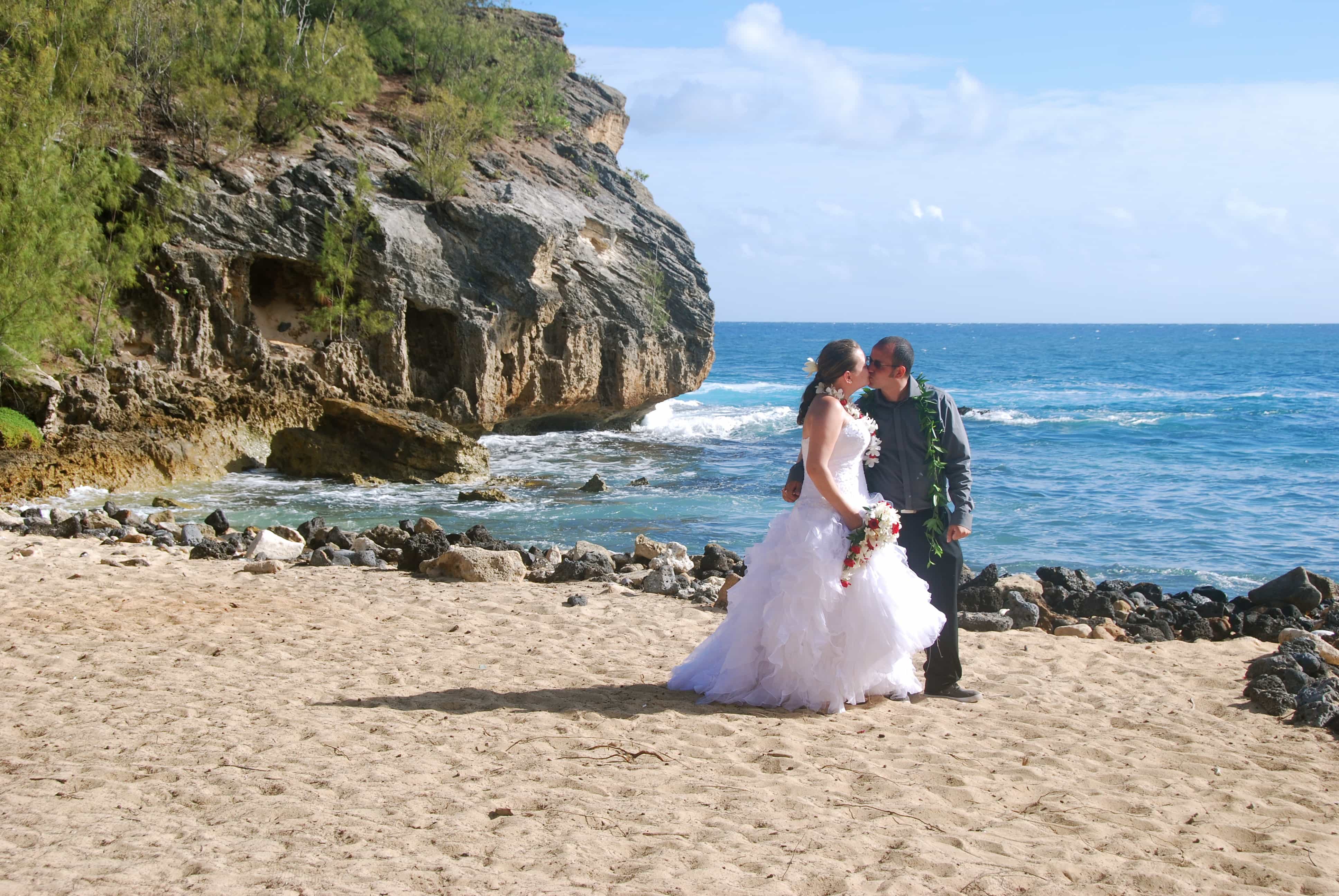 Beach Wedding Tips How To Reduce Costs Part 1