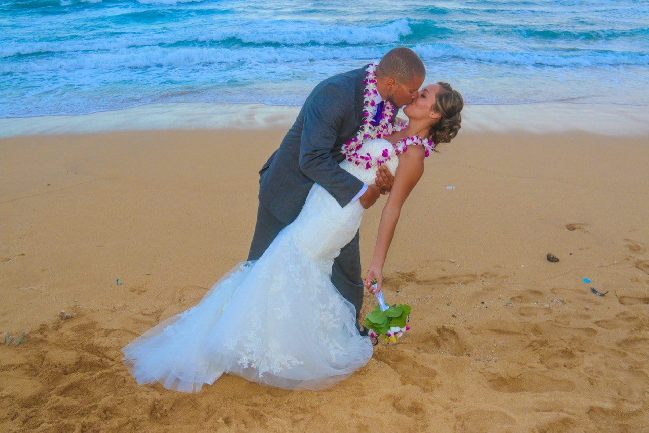 Hawaiian Wedding Moments